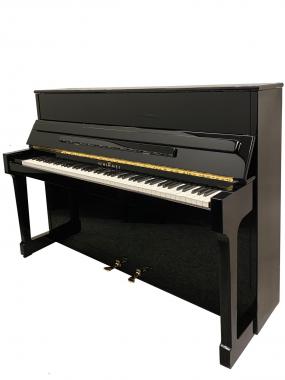 Gebrauchtes Klavier der Marke SCHIMMEL - pia nola